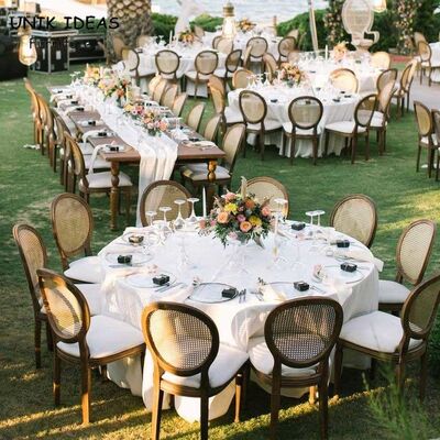 अच्छी कीमत Hall Wedding Banquet Chairs For Rental Round Cane Back Wooden Louis 50x55x91cm ऑनलाइन