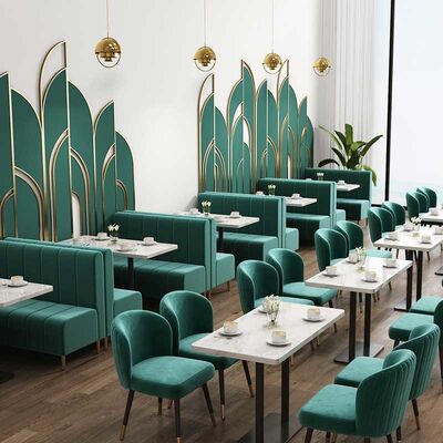 अच्छी कीमत Green Velvet Restaurant Dining Table And Chairs Attractive Booth Cafe Tables ऑनलाइन